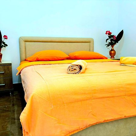 Mala Plaza Apartments Улцинь Екстер'єр фото