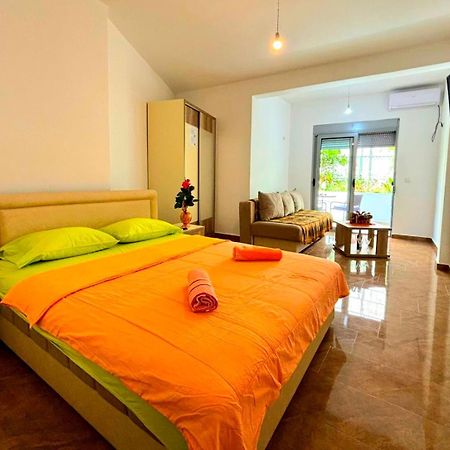 Mala Plaza Apartments Улцинь Екстер'єр фото