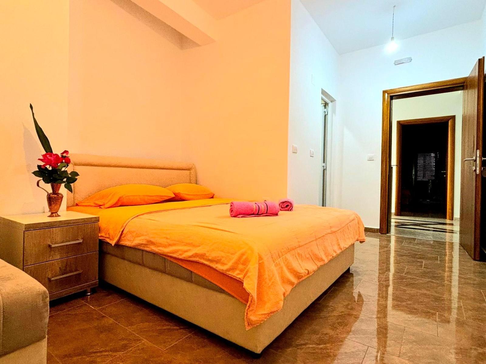 Mala Plaza Apartments Улцинь Екстер'єр фото