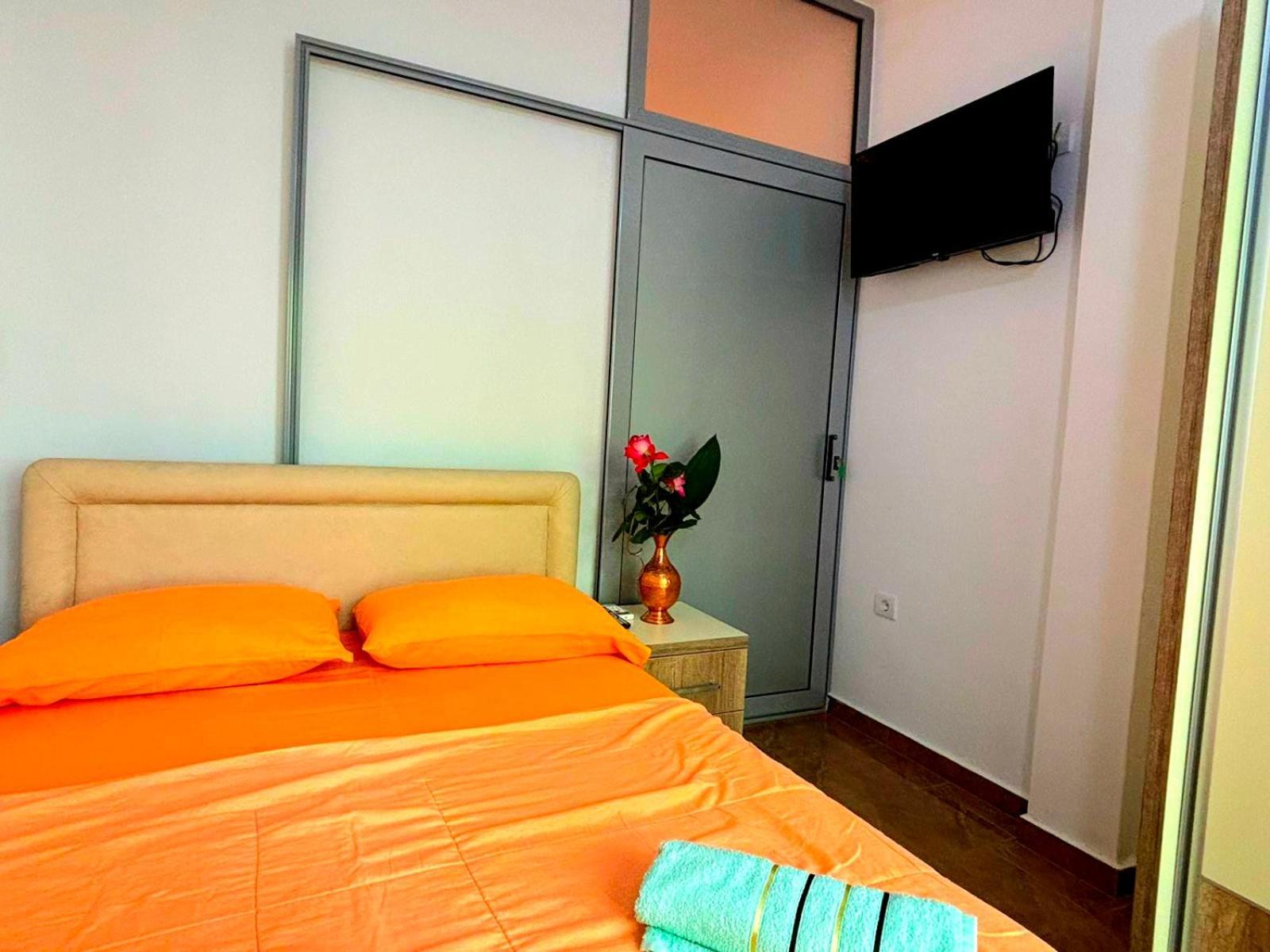 Mala Plaza Apartments Улцинь Екстер'єр фото