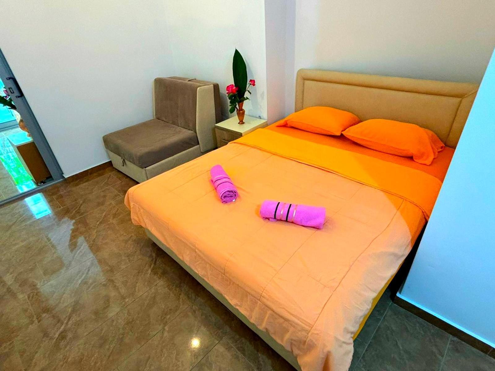 Mala Plaza Apartments Улцинь Екстер'єр фото