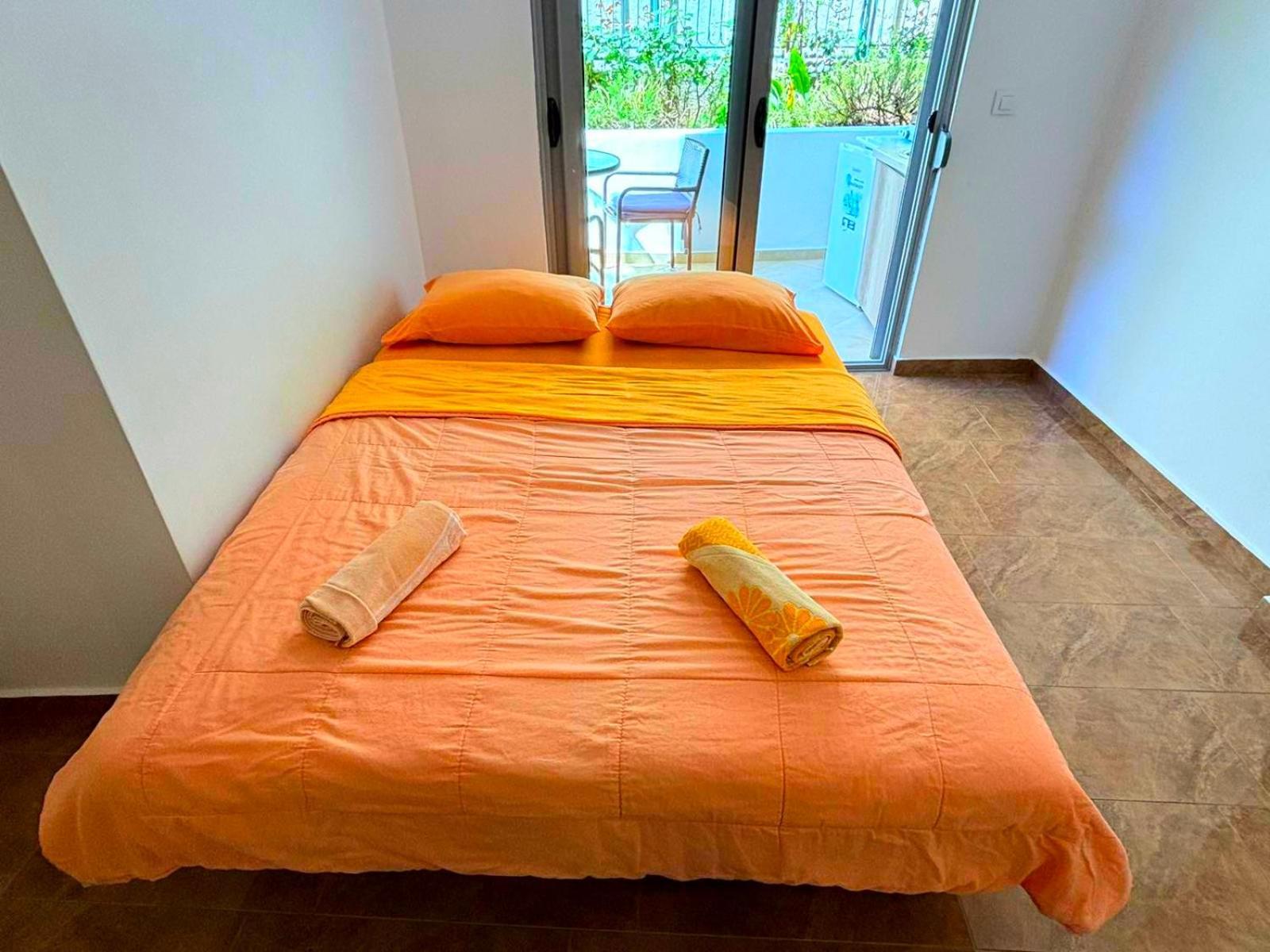 Mala Plaza Apartments Улцинь Екстер'єр фото
